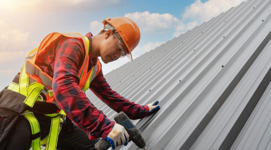 Professional residential roofers in Santa Rosa, TX